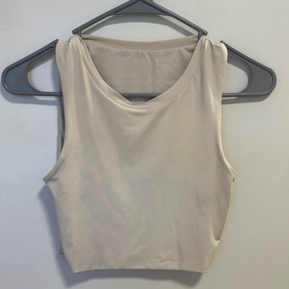 Vitality Cream Sleeveless Women's Workout Top